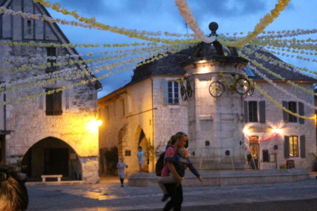 Maison D'Angle Panzió Eymet Kültér fotó